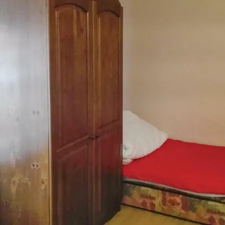 Two-bedroom In 아파트